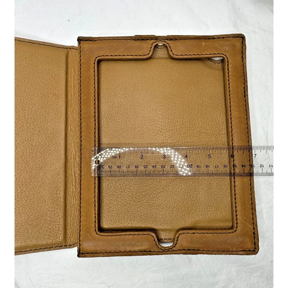 Saddleback Leather Tablet ipad ebook Case 8x10 Chestnut Brown Distressed Durable